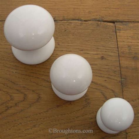 white ceramic drawer knobs 50mm